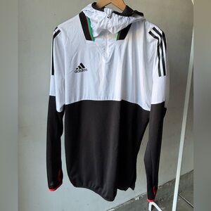SOLD - Adidas Men's Black and White Running Pullover Size M